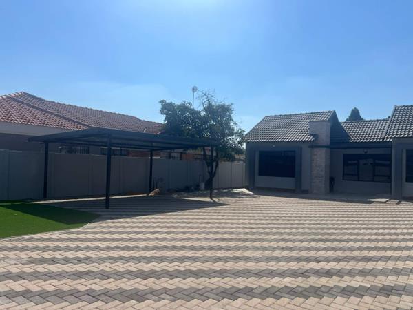 2 Bedroom House