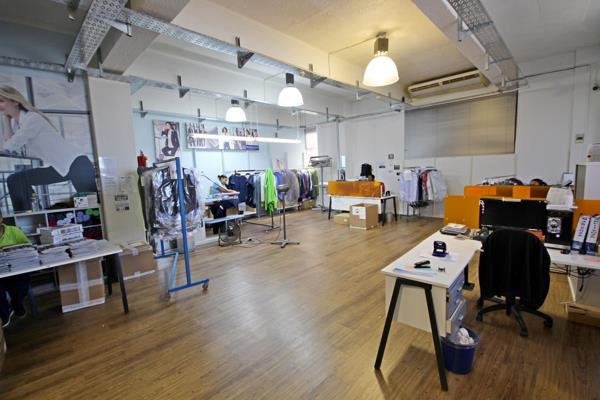 401 m² Commercial space