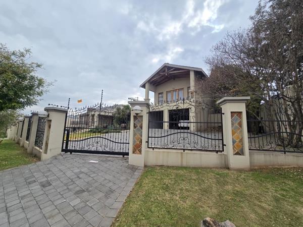 5 Bedroom House