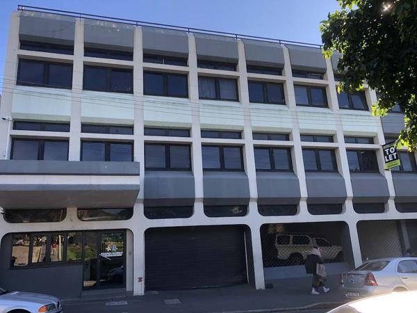 380 m² Commercial space