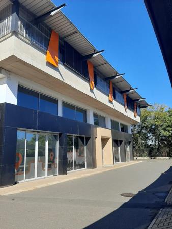 3 593 m² Commercial space