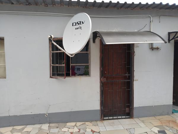 Bachelor apartment