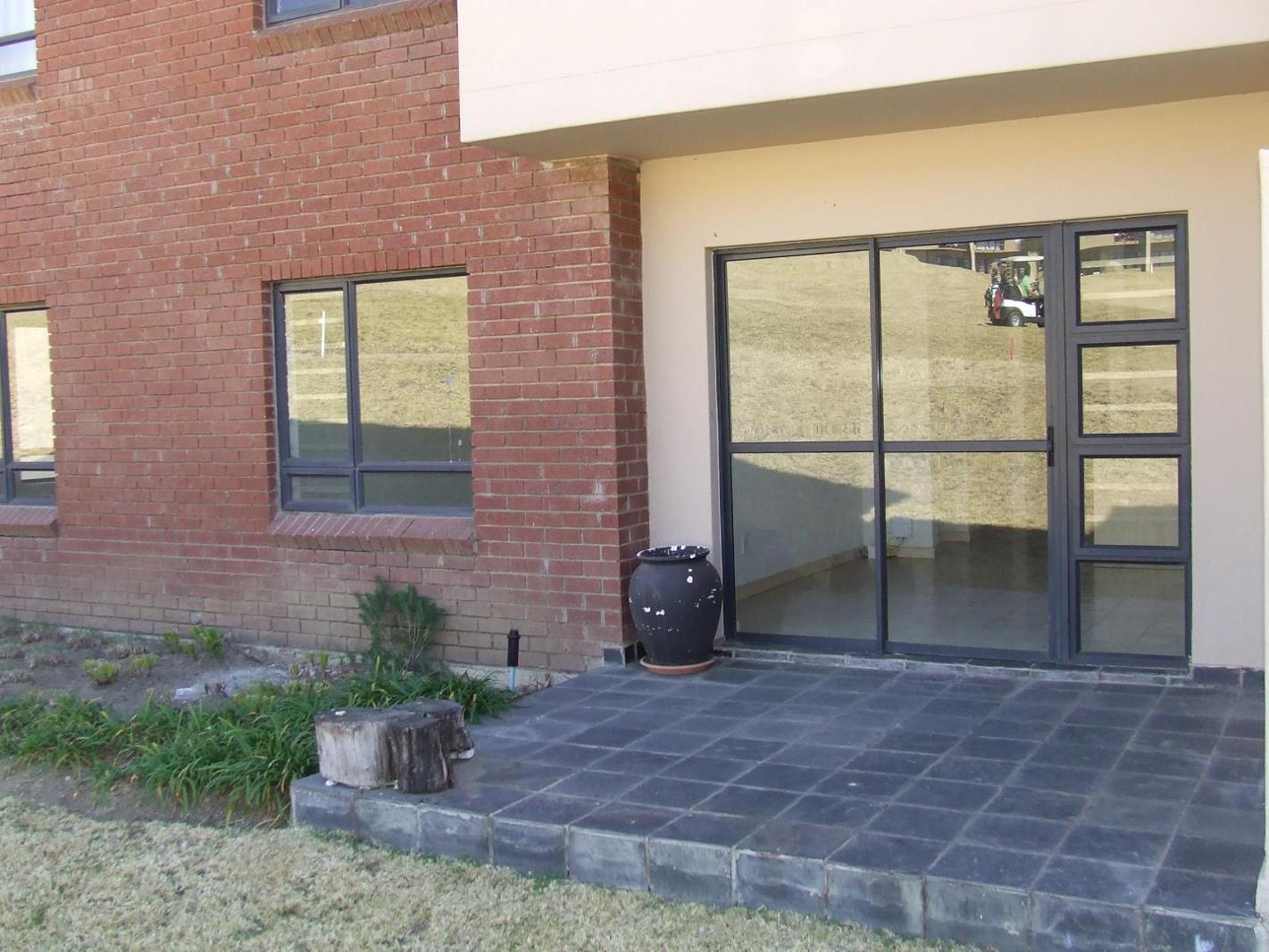 1 Bedroom Apartment in Jackal Creek Golf Estate