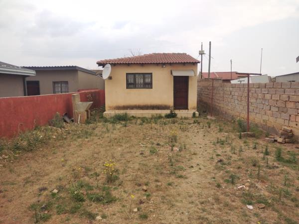 1 Bedroom House