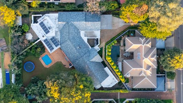 6 Bedroom House