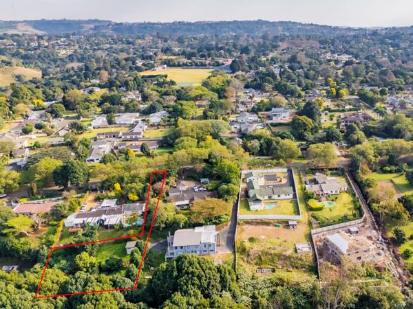 1 900 m² Land