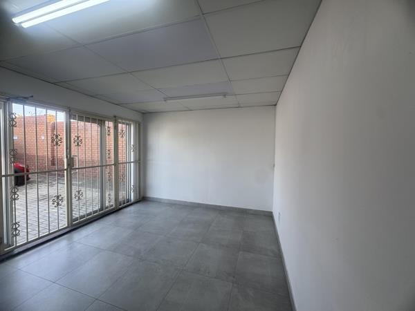 100 m² Retail Space