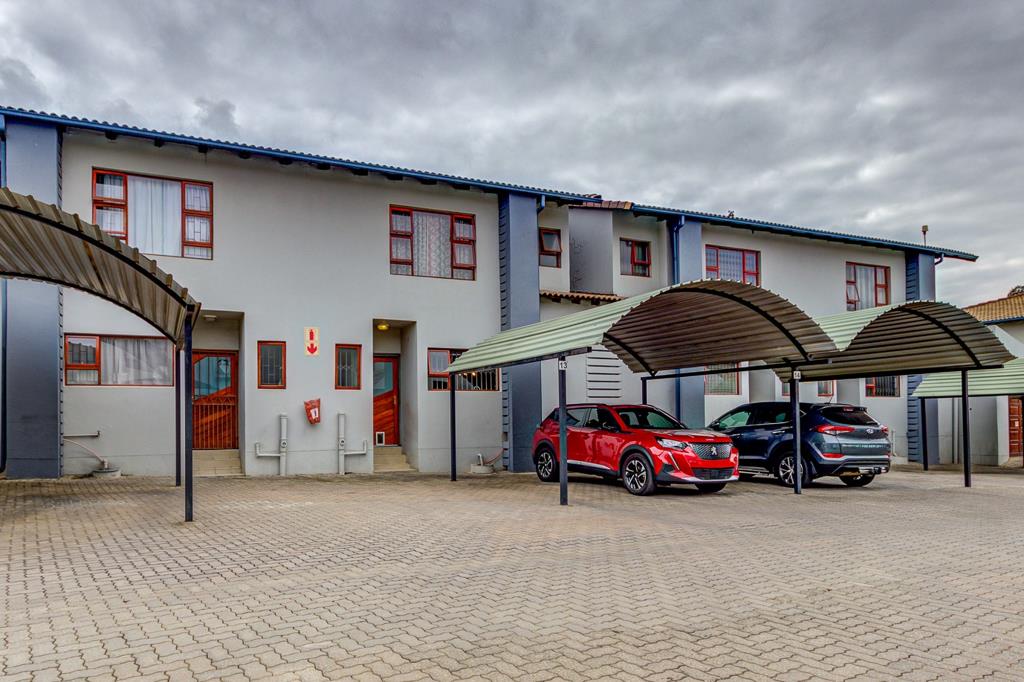 3 Bedroom Townhouse