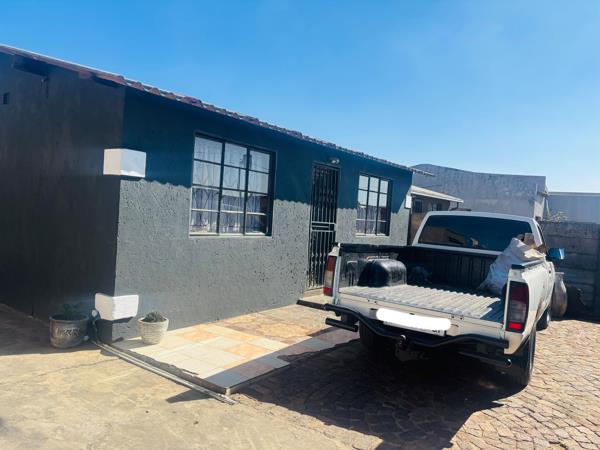 2 Bedroom House