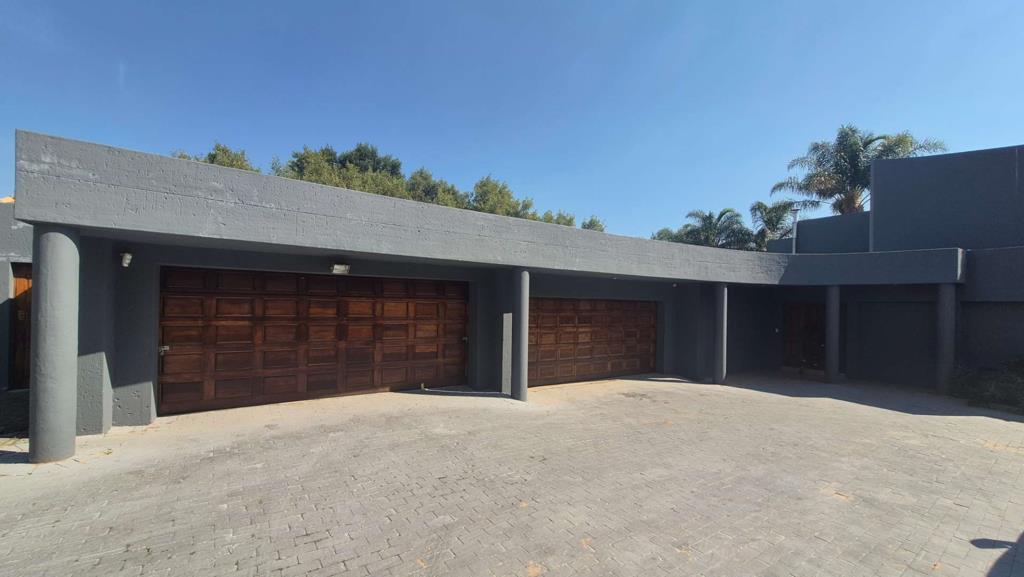 5 Bedroom HouseMorningside – pohled 3