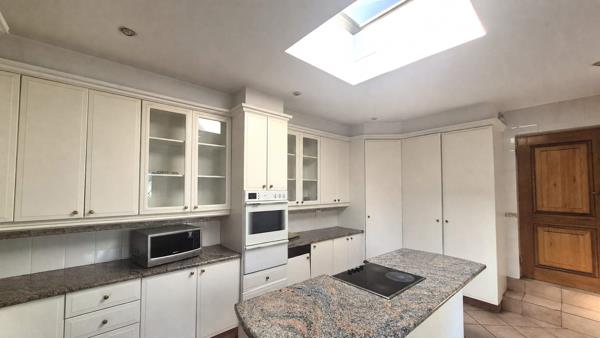 5 Bedroom HouseMorningside – pohled 6