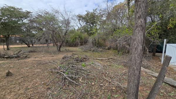 402 m² Land