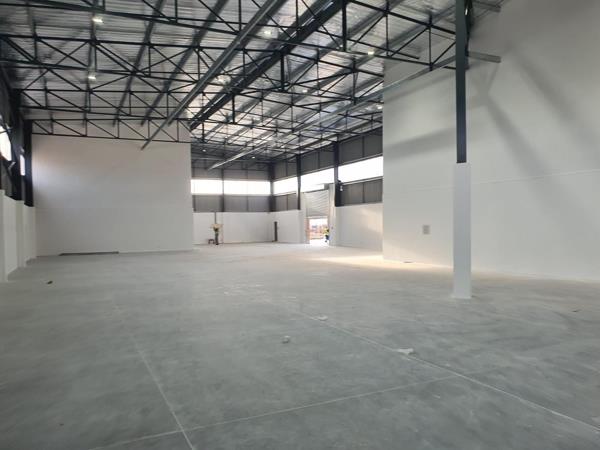 1 588 m² Office Space
