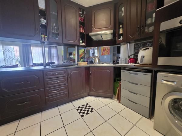 2 Bedroom Townhouse