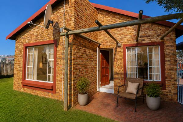 2 Bedroom House