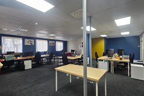 200 m² Commercial space