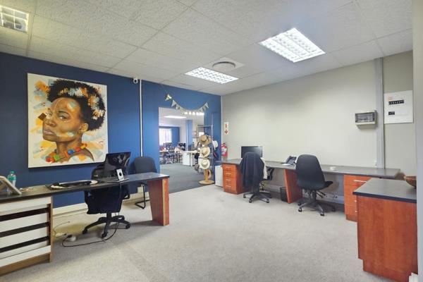 300 m² Commercial space