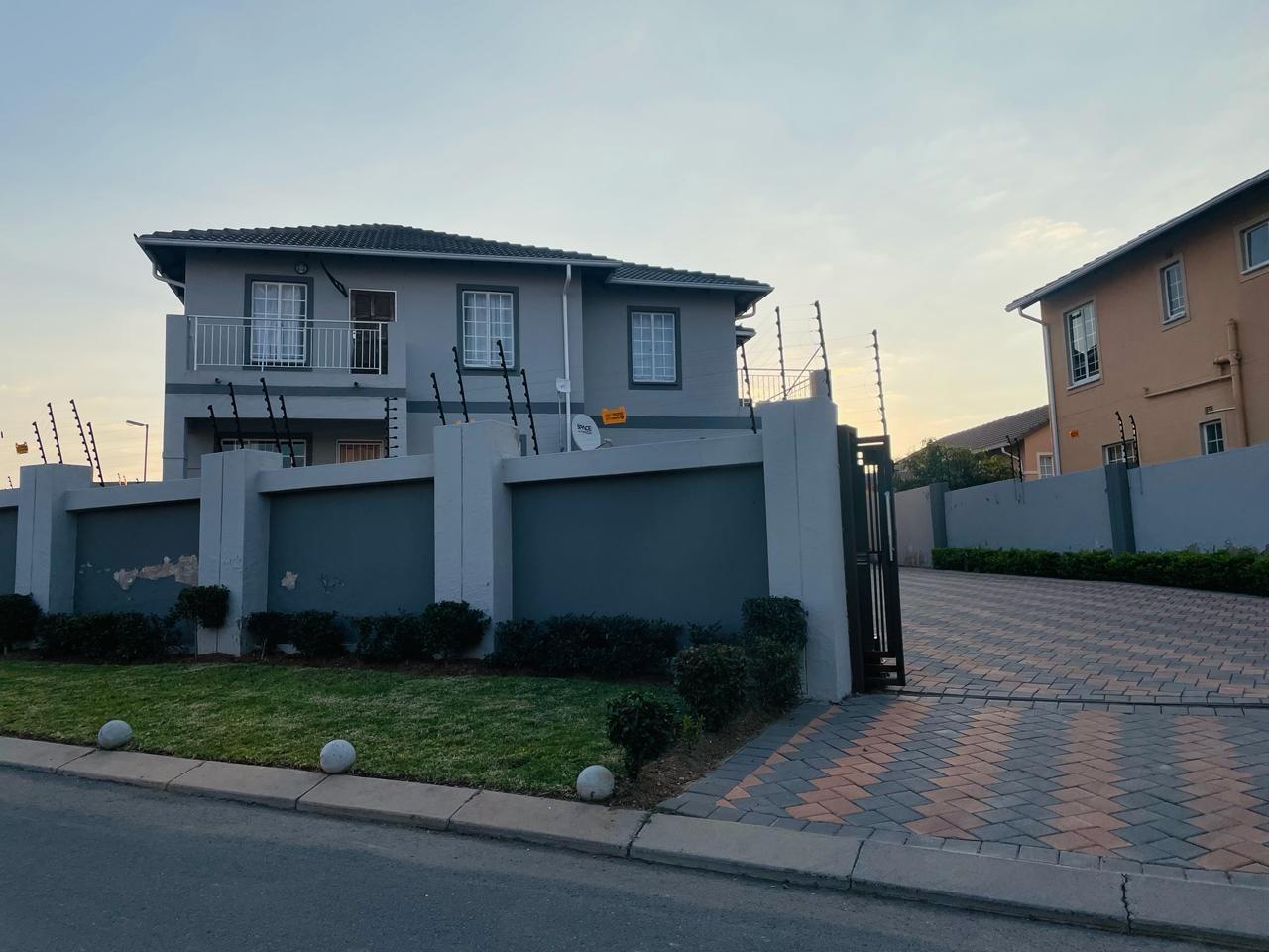 4 Bedroom House in Blue Hills