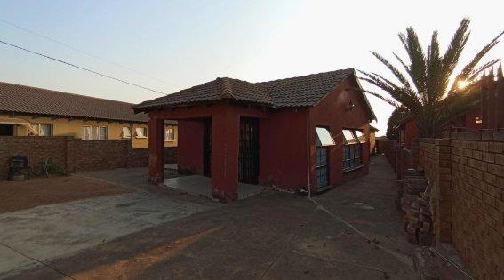 4 Bedroom House