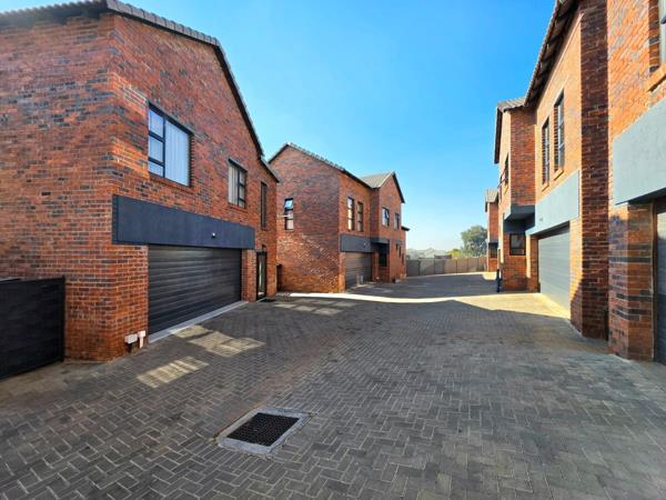 3 Bedroom Townhouse