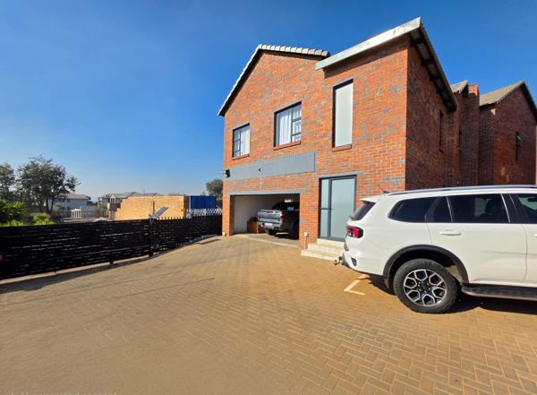 3 Bedroom Townhouse