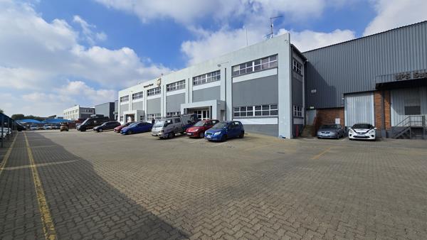 2 594 m² Industrial space