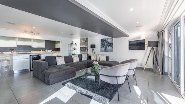 4 Bedroom Apartment