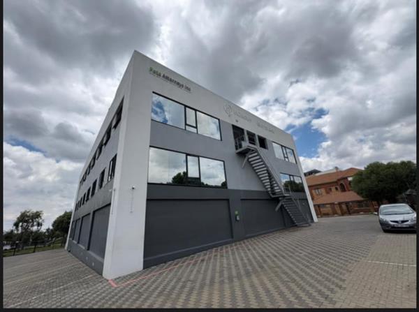 280.2 m² Commercial space