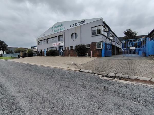 2 200 m² Industrial space