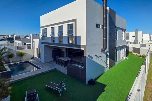 5 Bedroom House