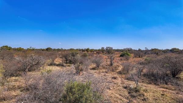 30 m² Land