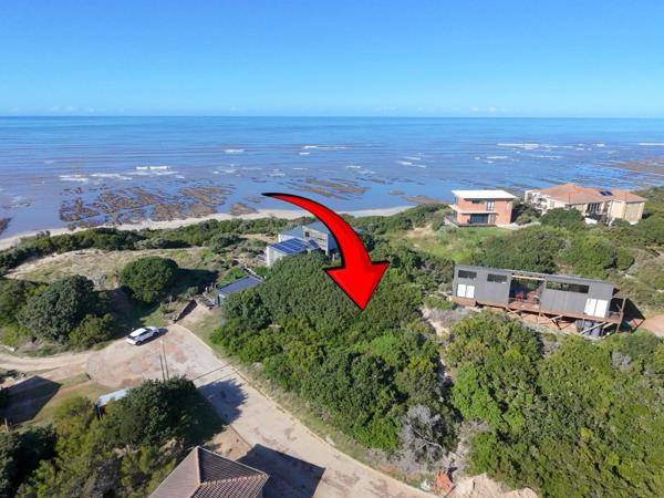 852 m² Land
