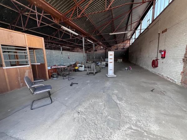 370 m² Commercial space