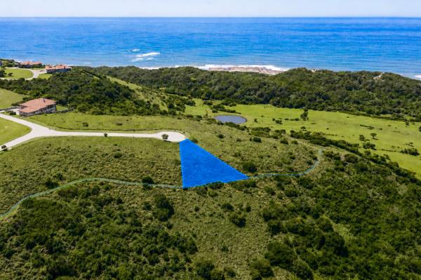 1 105 m² Land