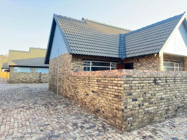 3 Bedroom Townhouse