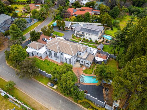 6 Bedroom House