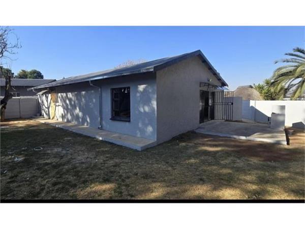 2 Bedroom House