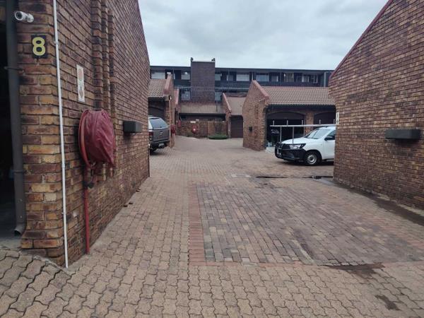 4 Bedroom Townhouse