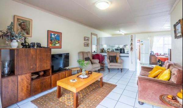 2 Bedroom House
