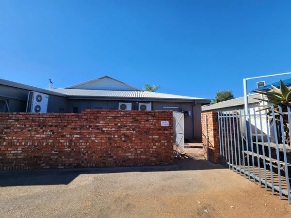 130 m² Commercial space