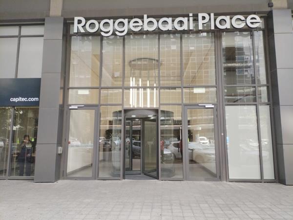 1 800 m² Commercial space