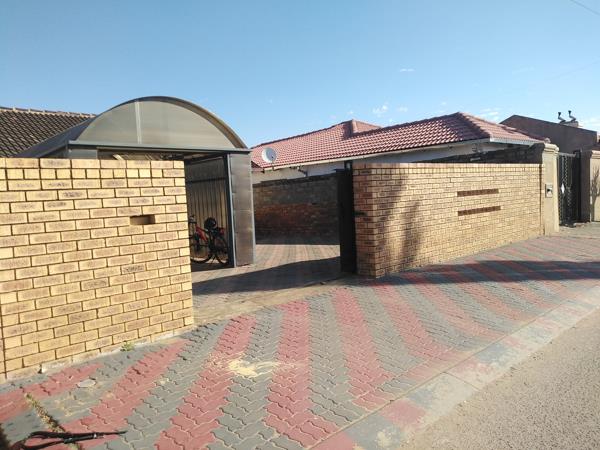 2 Bedroom House