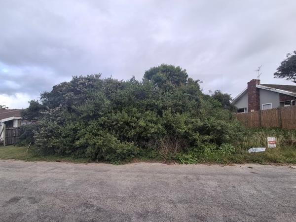 568 m² Land