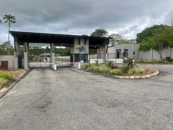 1 890 m² Land