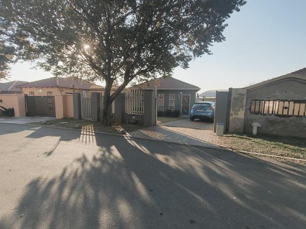 2 Bedroom House