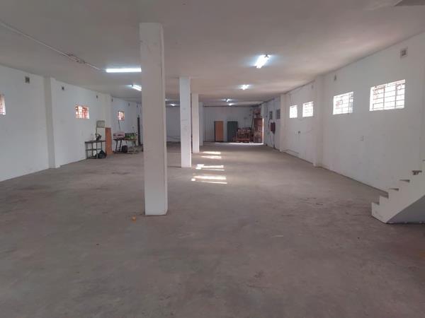 300 m² Commercial space