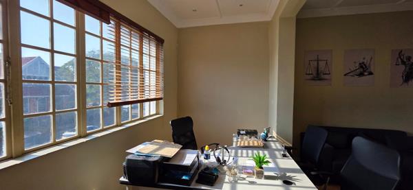 32 m² Office Space