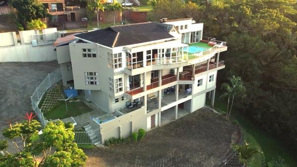 8 Bedroom House