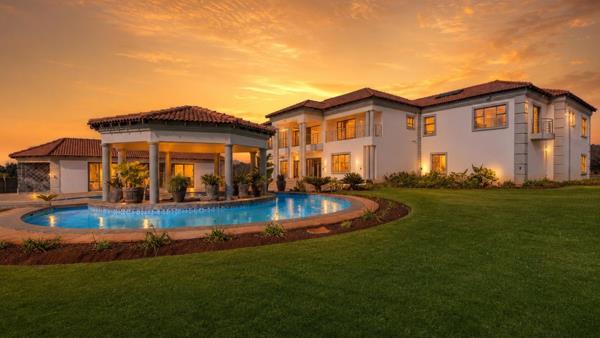 6 Bedroom House
