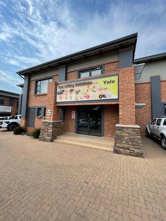 560 m² Industrial space